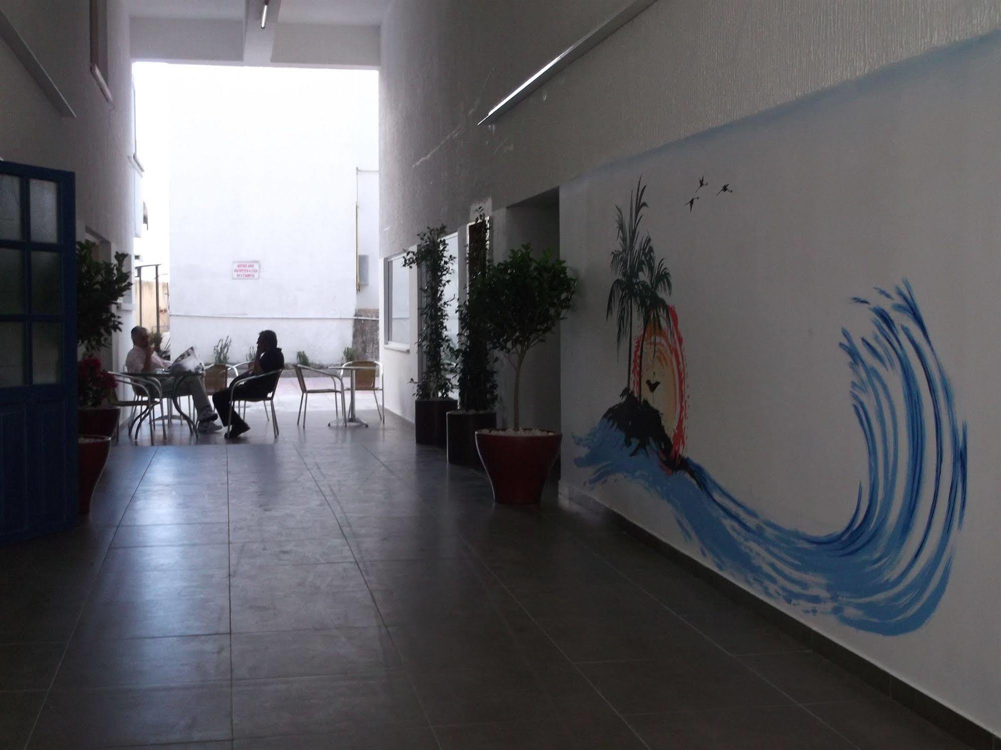 Palm Sea Beach Hotel Apartments Larnaca Exterior foto